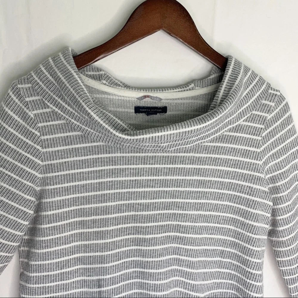 🦩2/$25 Tommy Hilfiger Athluxe / Cowl Neck Sweater - Picture 4 of 13